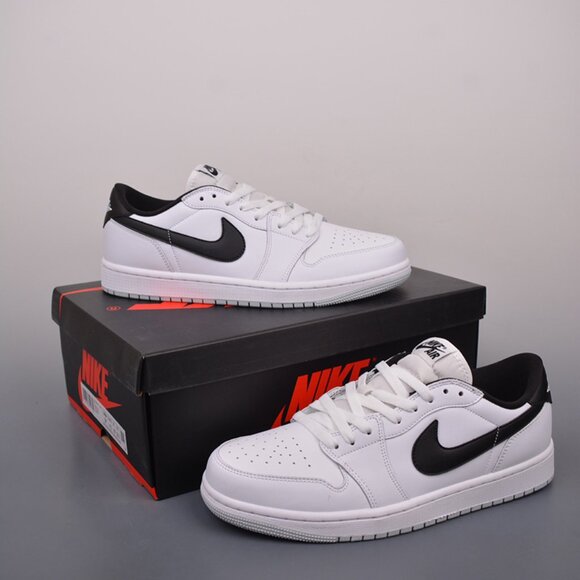 Air Jordan 1 Low White Black - Picture 1 of 9